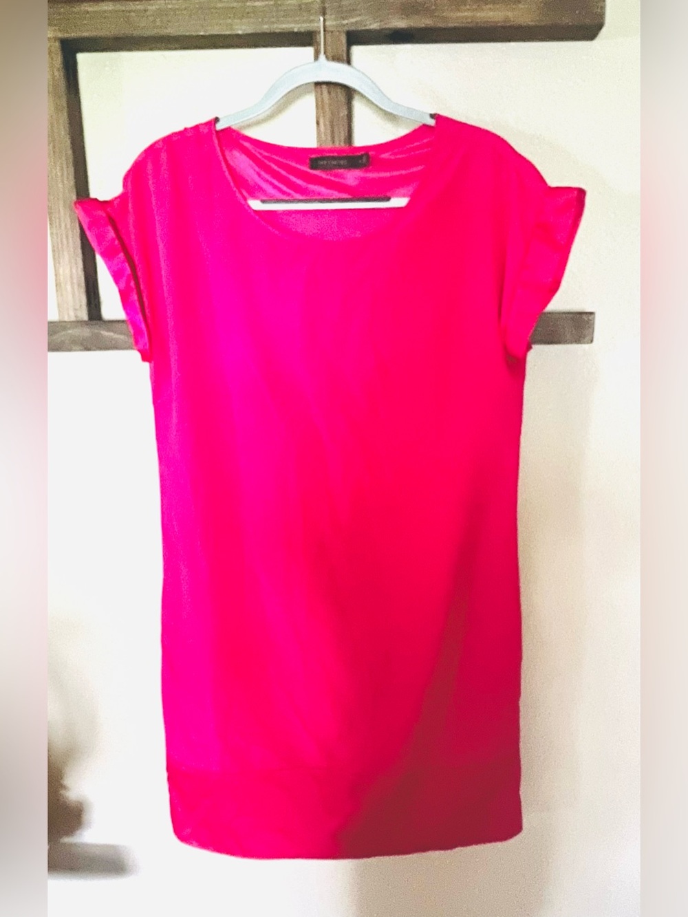 Women's Short Sleeve Pink Shift dress